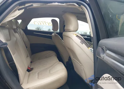 2017 Ford Fusion Hybrid Titanium из США, поврежденный, VIN 3FA6P0RU5HR267177